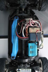 TT02D-Chassis (23)